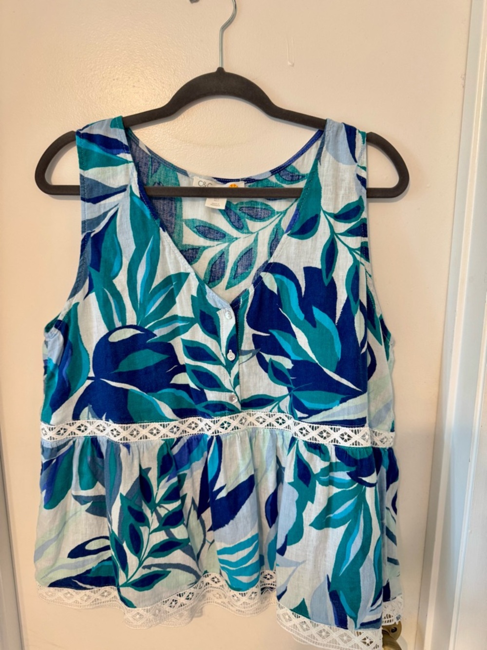 C&C California Blue & Teal Leaf Print Sleeveless Top Size L